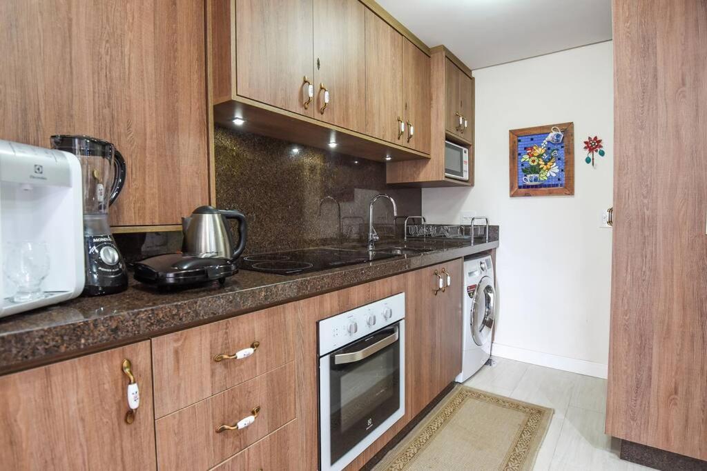 Apartamento Completo No Coracao De Грамаду Екстер'єр фото