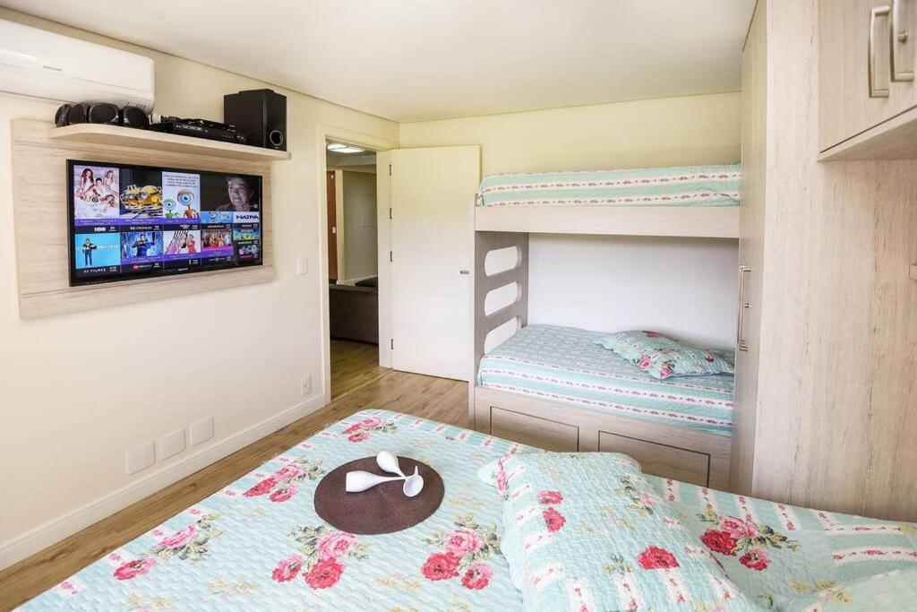 Apartamento Completo No Coracao De Грамаду Екстер'єр фото